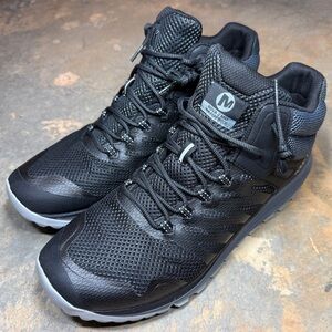 Merrell Nova 2 Mid Waterproof Hiking Boots Vibram Sole Black Mens 10.5